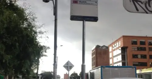 PARADERO SITP CENTRO COMERCIAL LA CABRERA  281A00